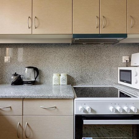 Bright And Spacious 2-Bedrooms Apartment In Athens Ngoại thất bức ảnh