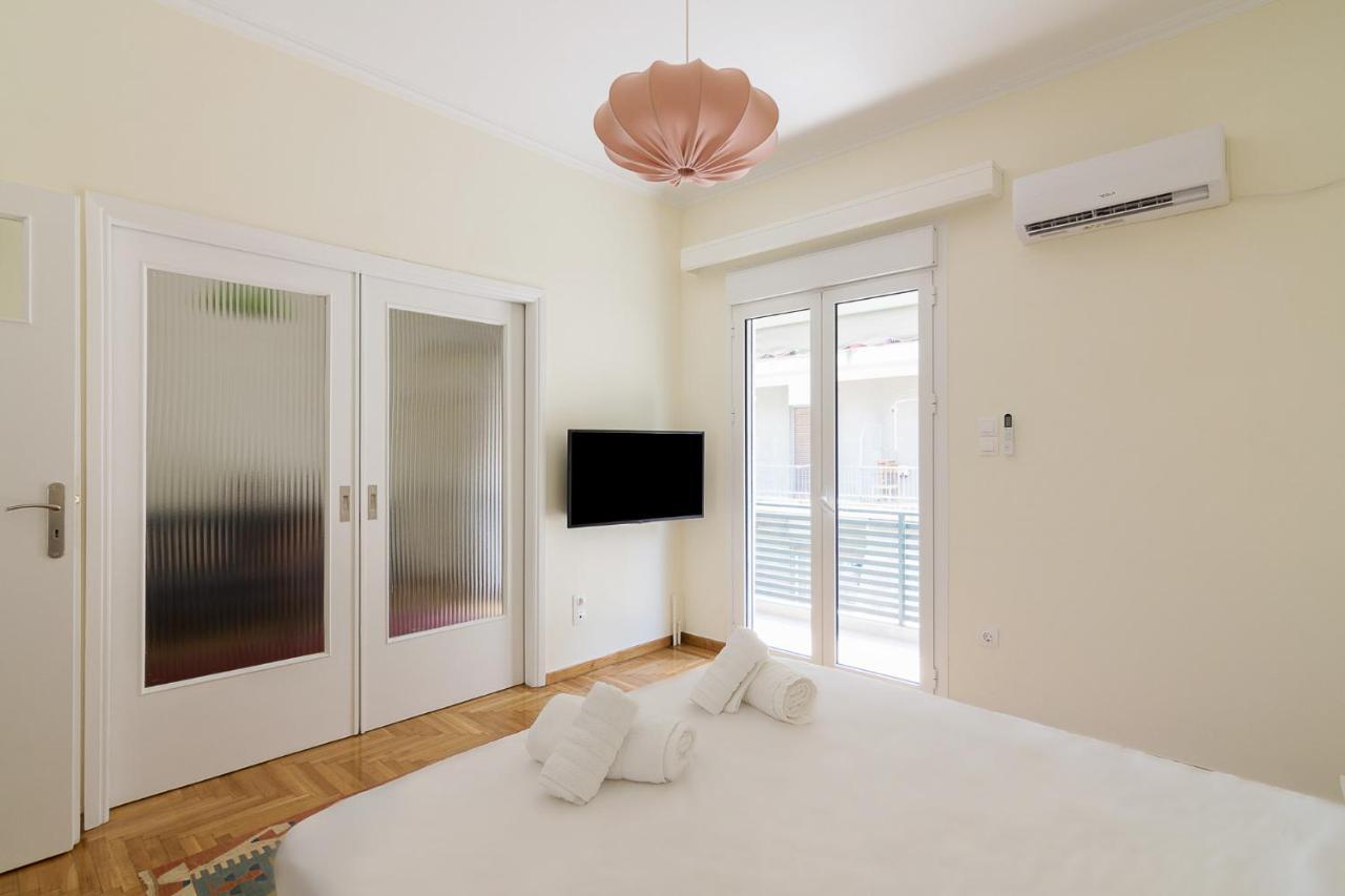 Bright And Spacious 2-Bedrooms Apartment In Athens Ngoại thất bức ảnh